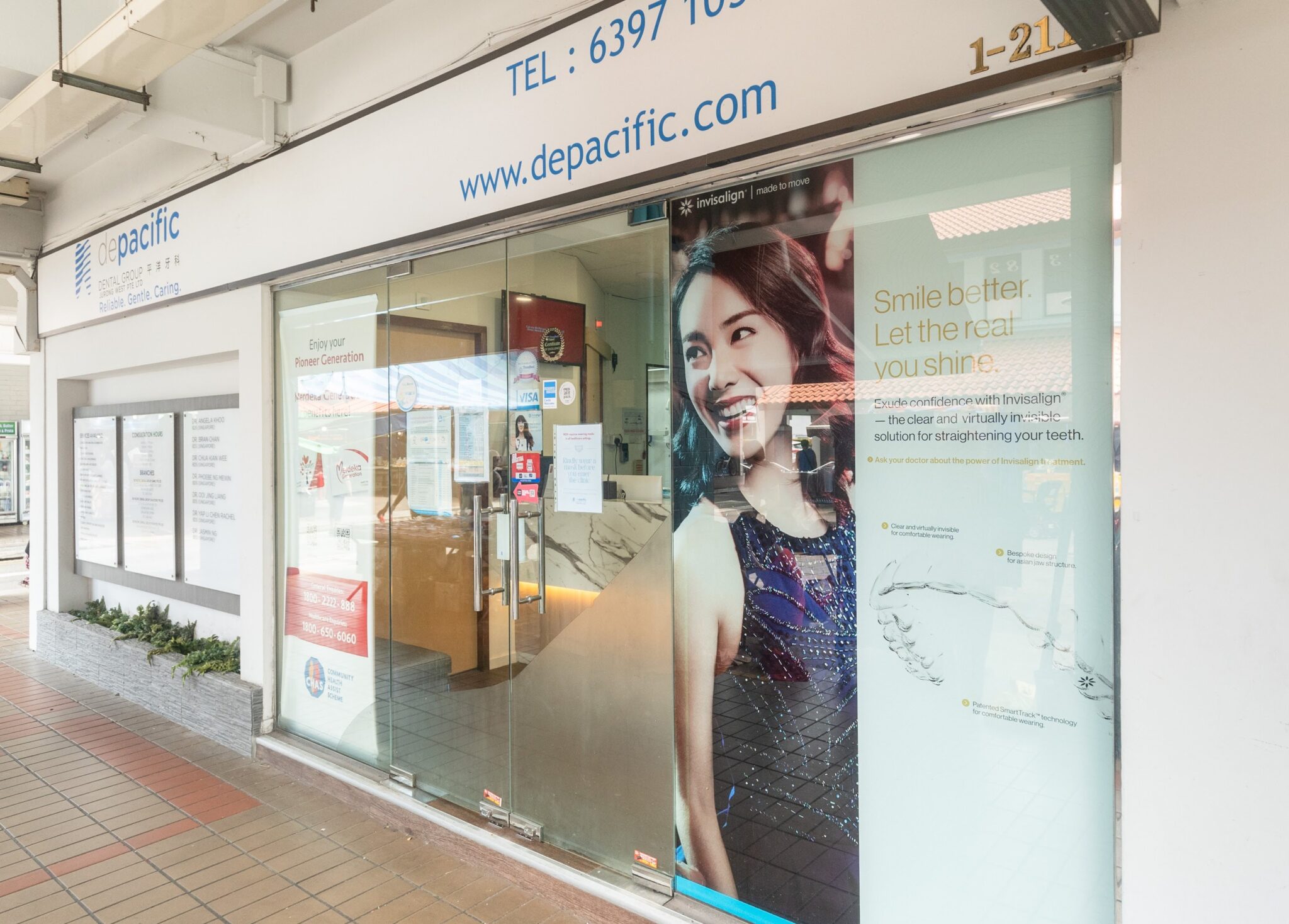 Dental Clinic Jurong West Braces / Dental Implants