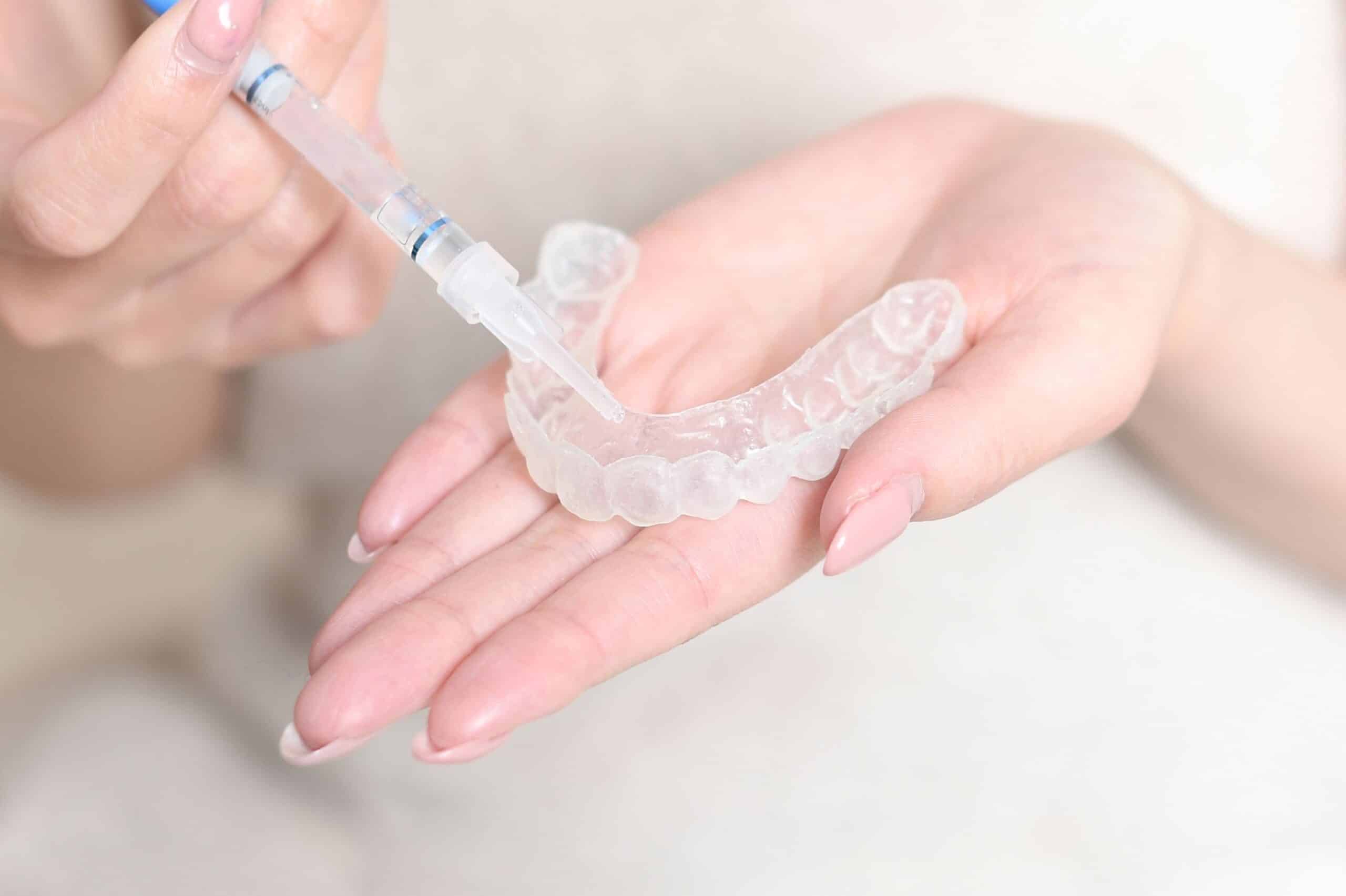 home-whitening-tray-and-gel
